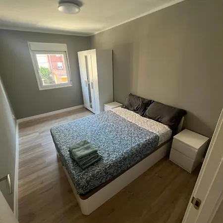 Piso A Un Paso Centro Con Zona Aparcamiento Gratuita 아파트 *