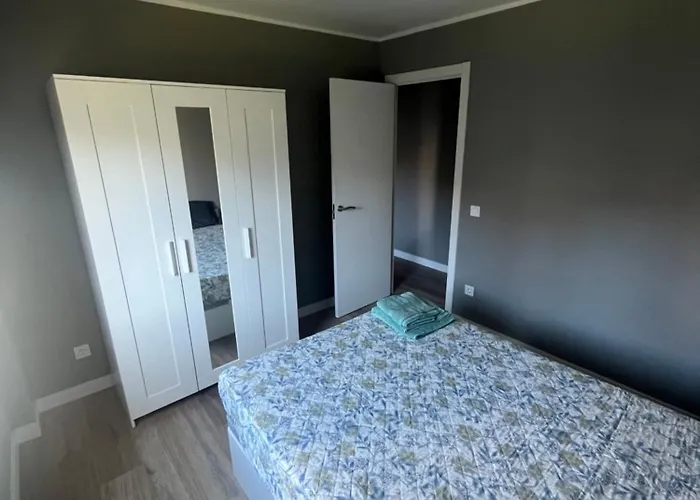 Daire Piso A Un Paso Centro Con Zona Aparcamiento Gratuita *